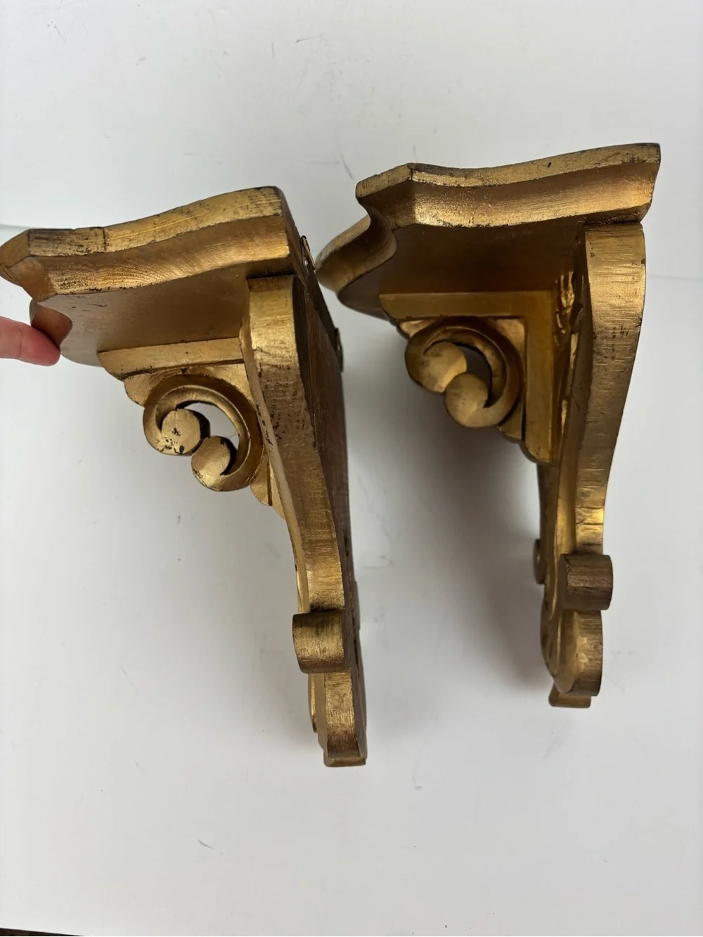Vintage Wood Wall Bracket Shelf Pair (2) Ornate Carved-Painted Gold